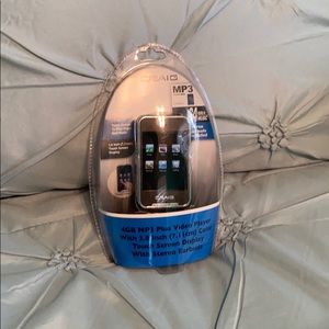 COPY - NEW NEVER OPENED CRAIG MP3PLAYER
